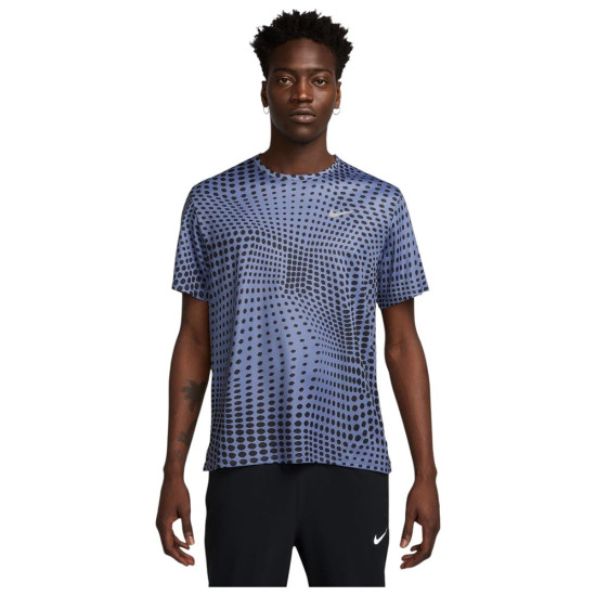 Nike Ανδρική κοντομάνικη μπλούζα Miler Dri-FIT UV Tee Nike Ανδρική κοντομάνικη μπλούζα Miler Dri-FIT UV Tee